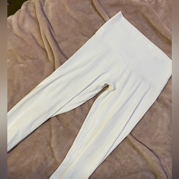 TNA BUTTER LEGGINGS - Picture 2 of 4